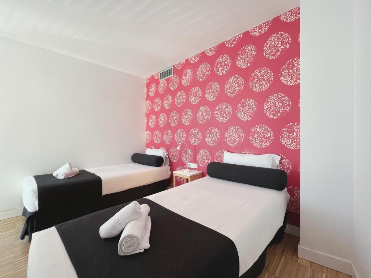 Stay U-Nique Apartments Pellaires บาร์เซโลนา ภายนอก รูปภาพ