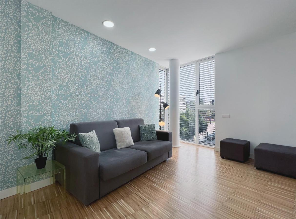 Stay U-Nique Apartments Pellaires บาร์เซโลนา ภายนอก รูปภาพ