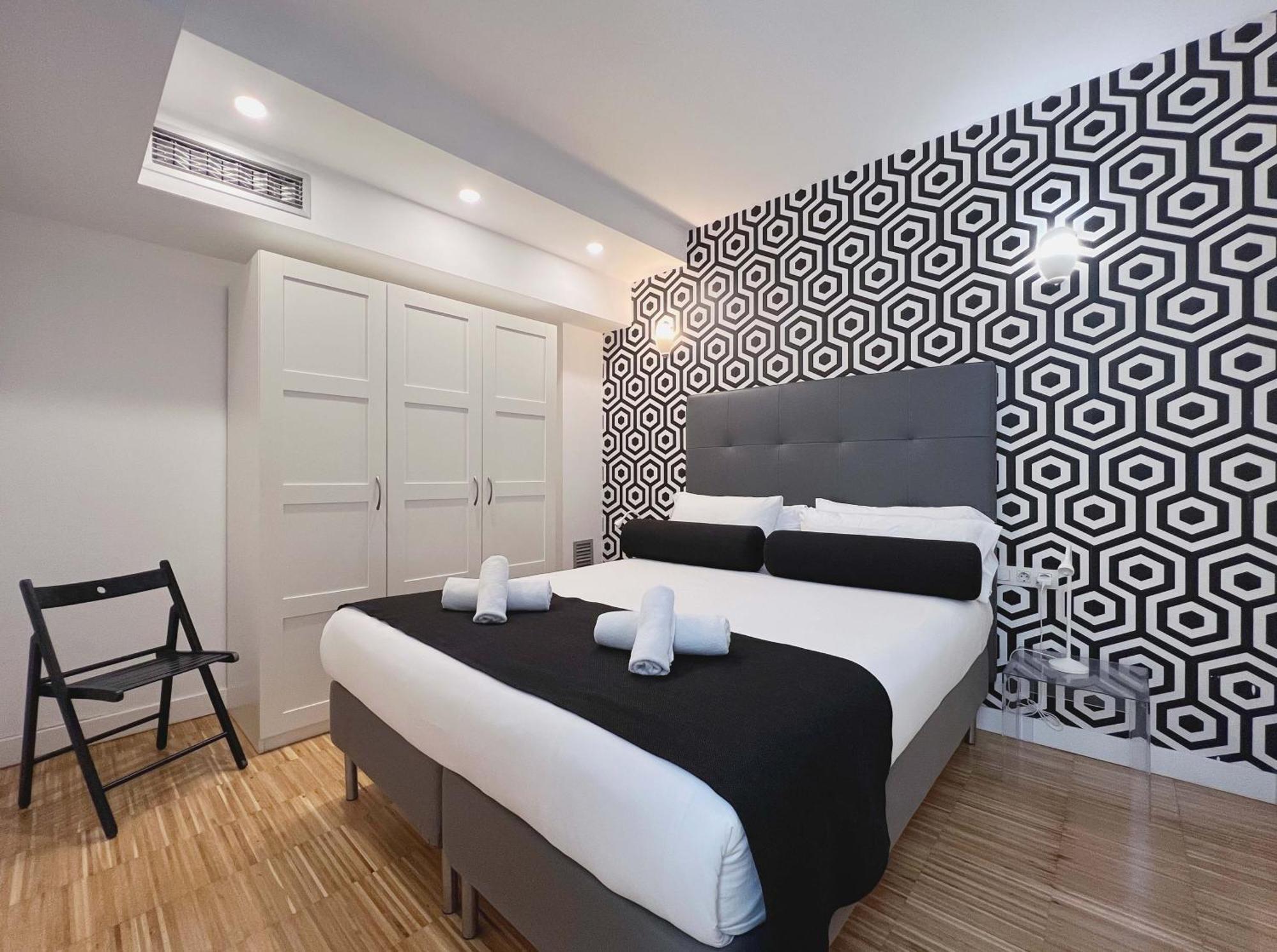 Stay U-Nique Apartments Pellaires บาร์เซโลนา ภายนอก รูปภาพ