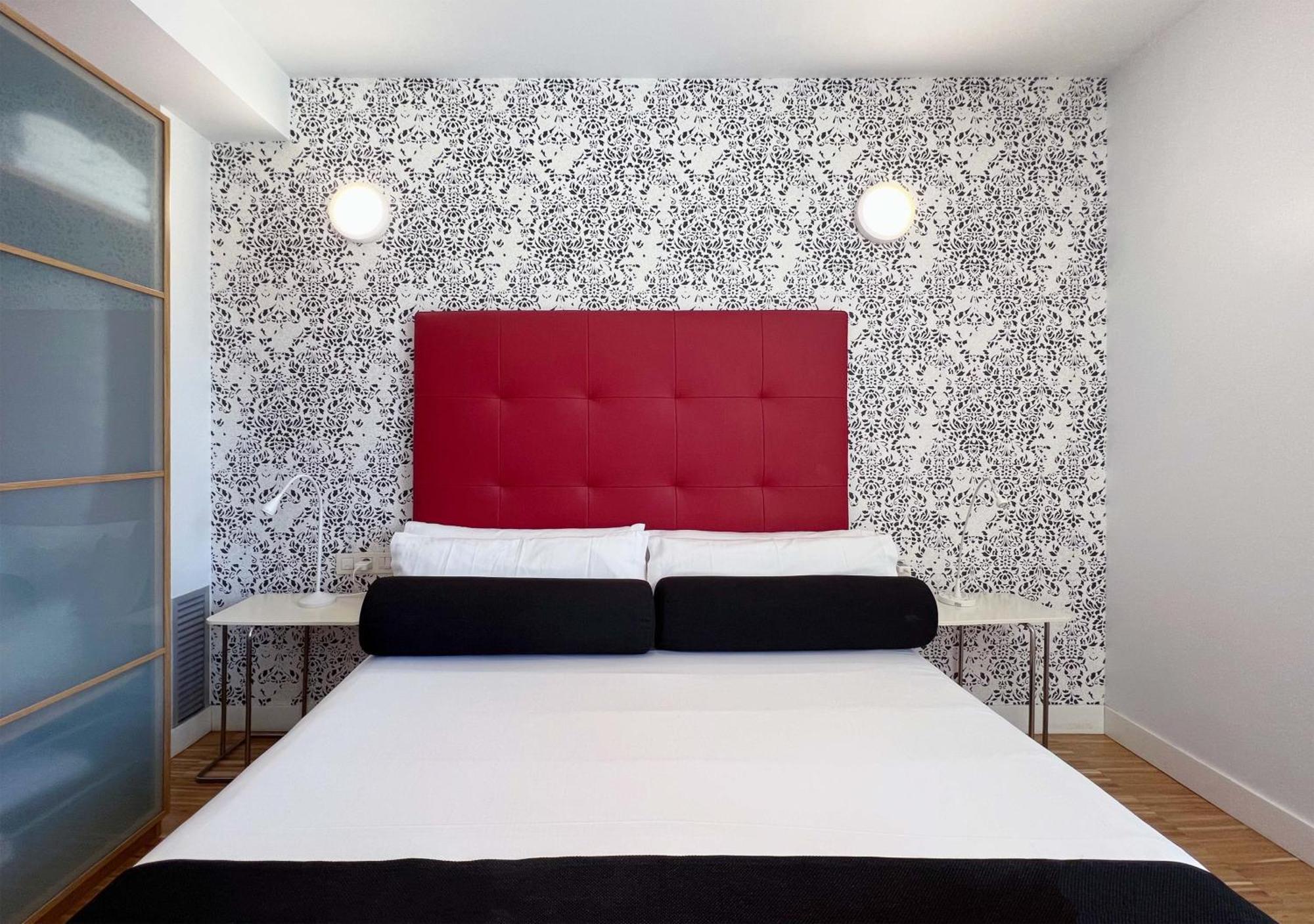 Stay U-Nique Apartments Pellaires บาร์เซโลนา ภายนอก รูปภาพ
