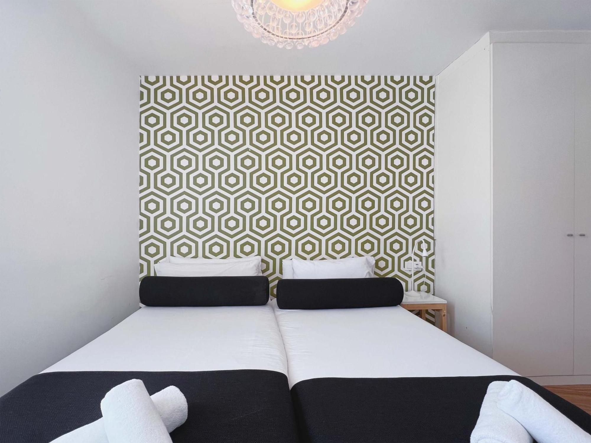 Stay U-Nique Apartments Pellaires บาร์เซโลนา ภายนอก รูปภาพ