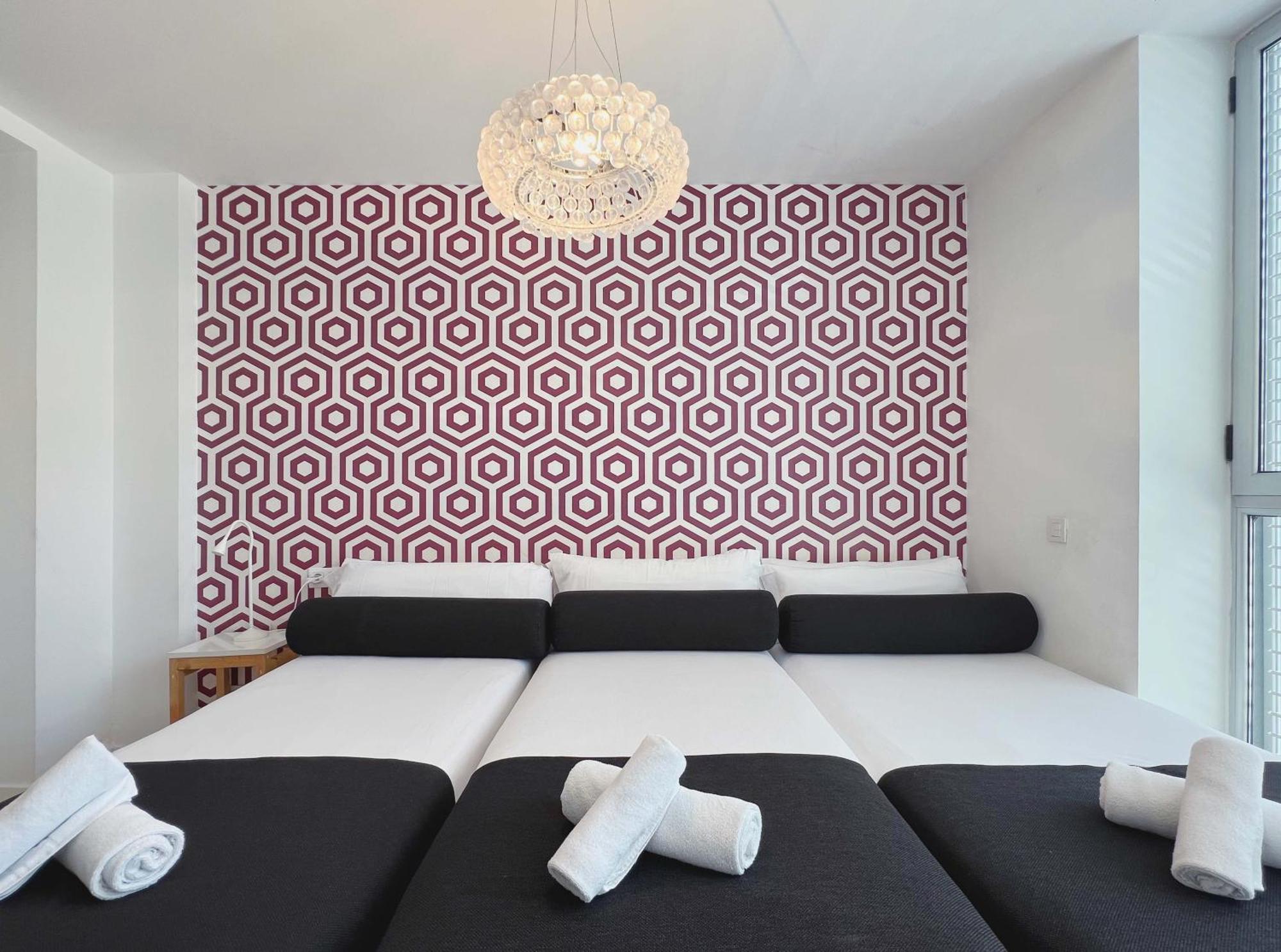 Stay U-Nique Apartments Pellaires บาร์เซโลนา ภายนอก รูปภาพ